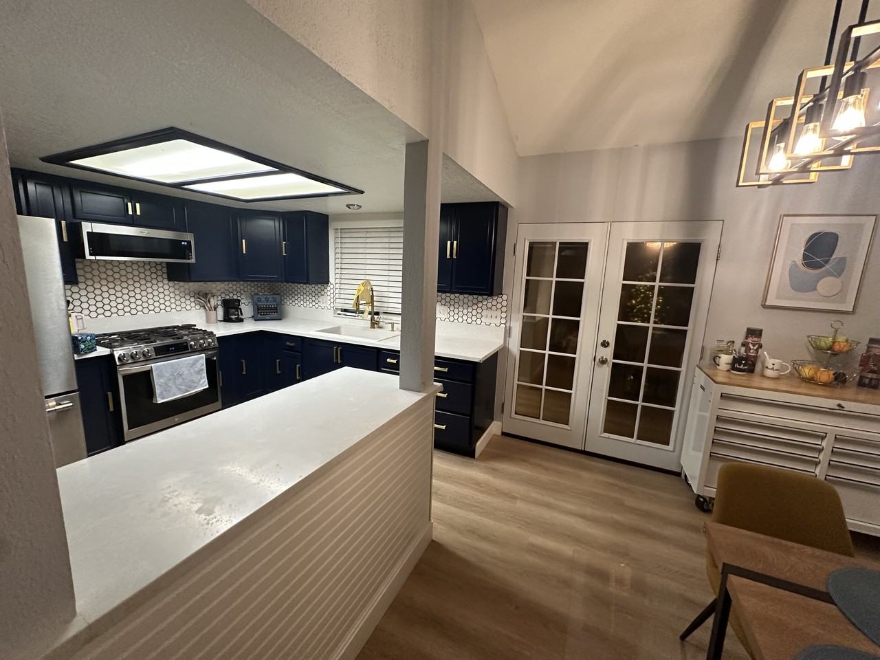 491 W Carter St #1 - Photo 5 of 15