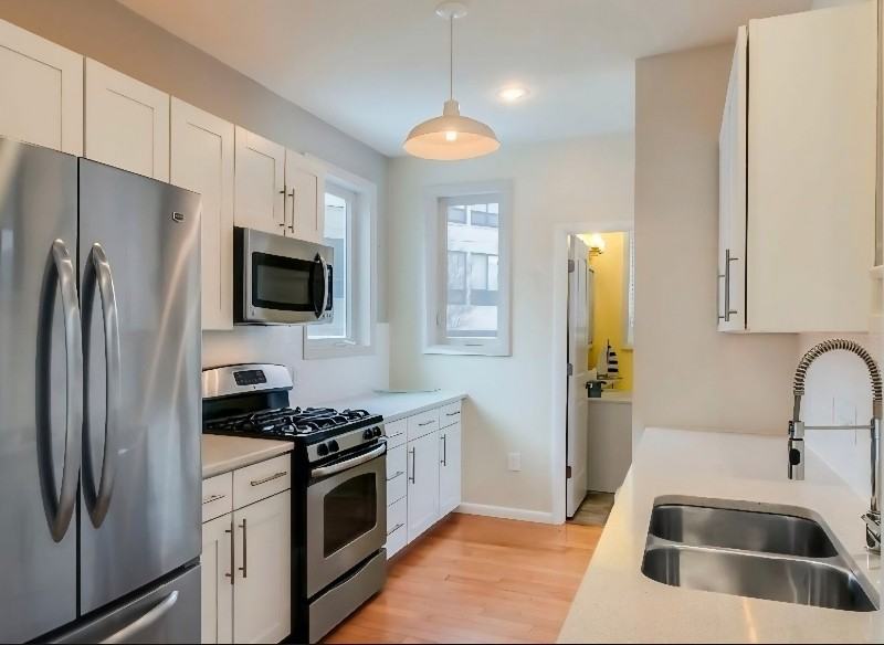 3647 Penn Ave - Photo 7 of 18