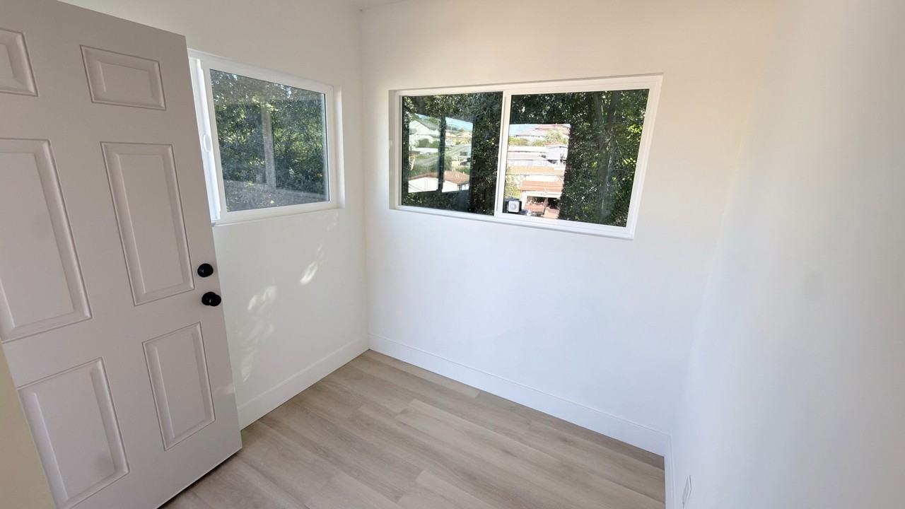 1733 Magazine St - Photo 7 of 7