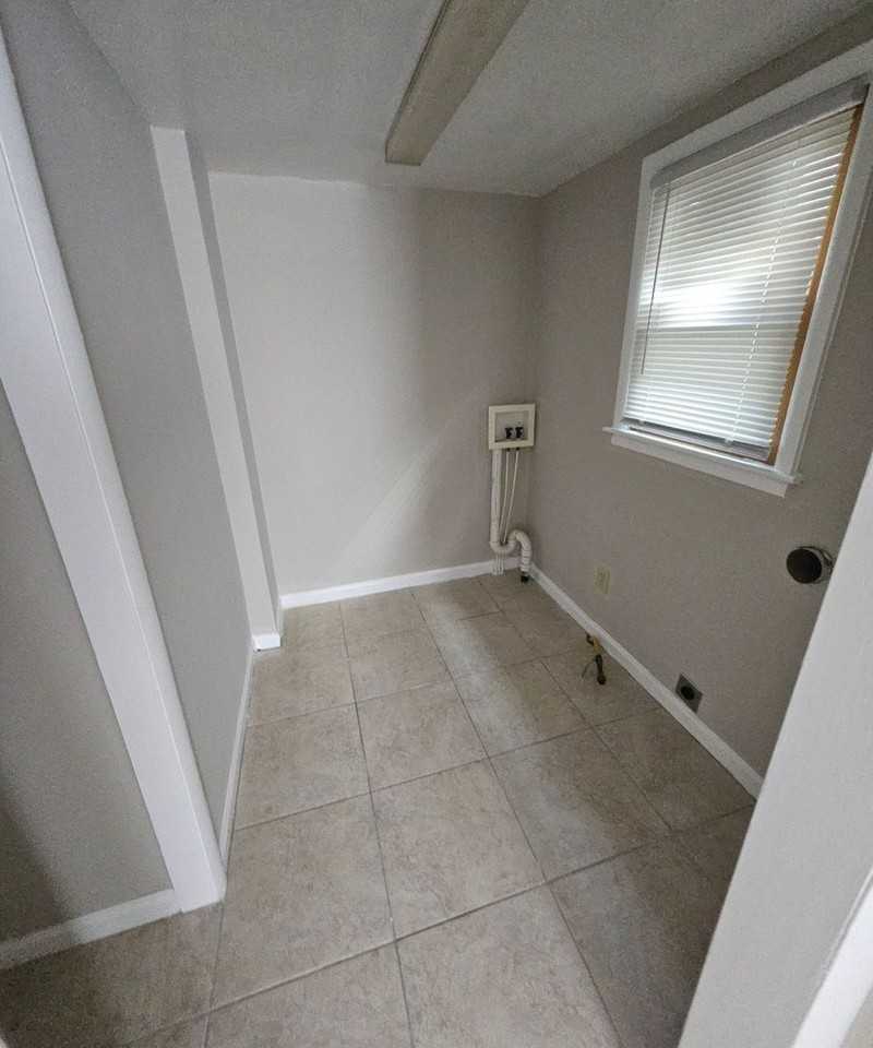 518 N Osage St - Photo 7 of 7