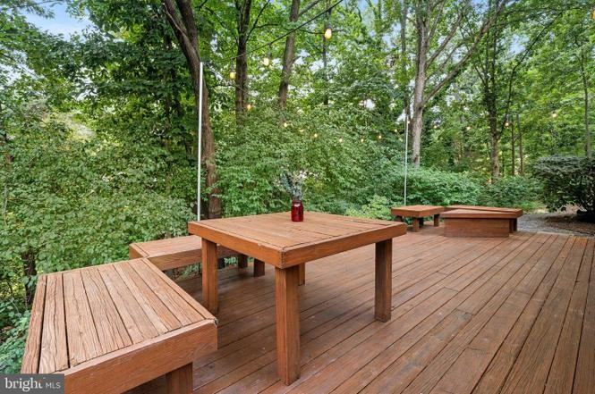 1522 Bal Harbor Ct - Photo 3 of 20