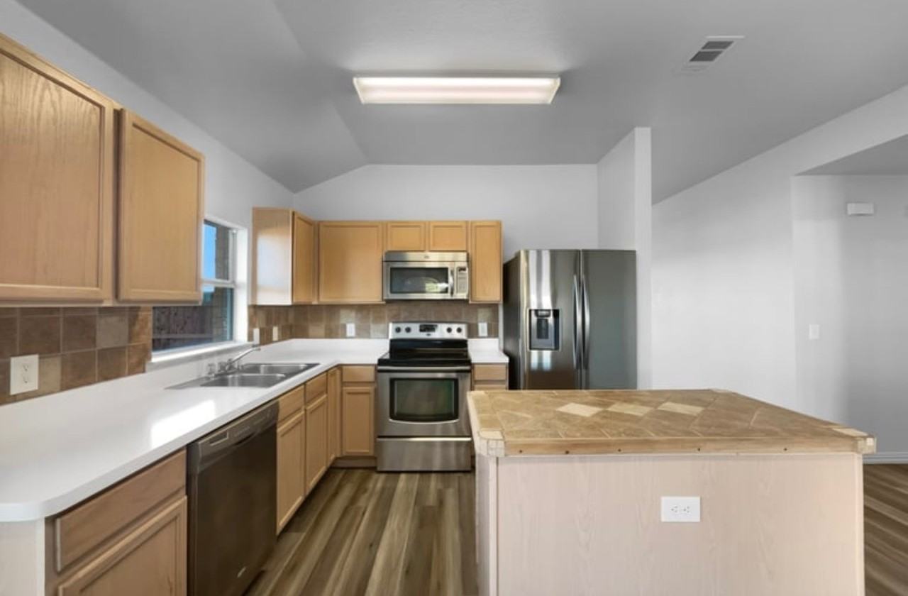 1608 Desperado Rd - Photo 5 of 11