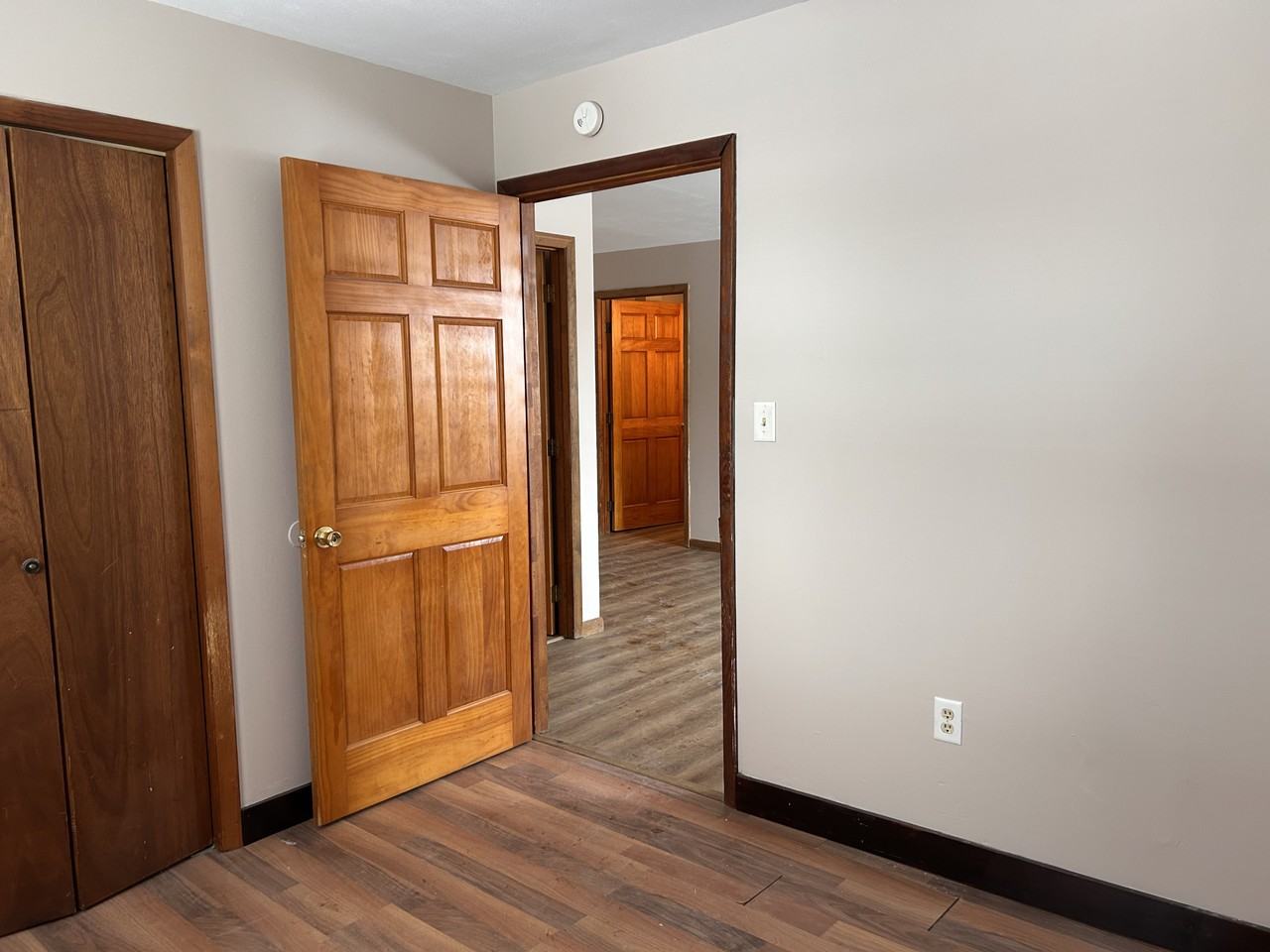 5731 Telephone Road Ext #1 - Photo 7 of 11