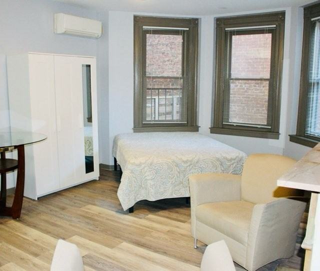 842 Park Ave #6 - Photo 5 of 10