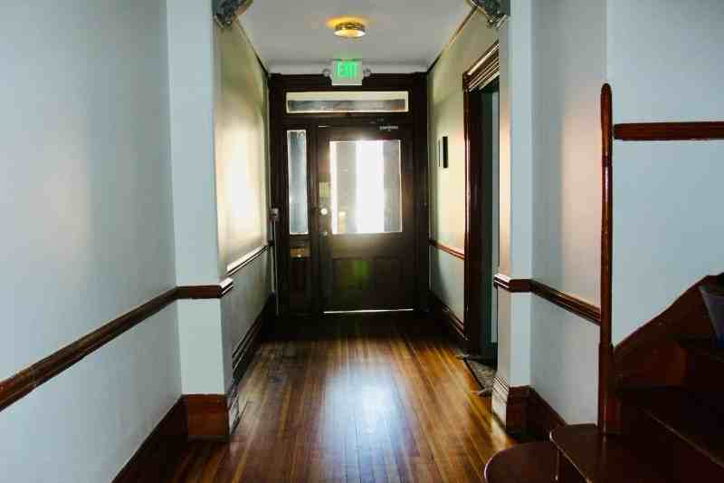 842 Park Ave #6 - Photo 6 of 10