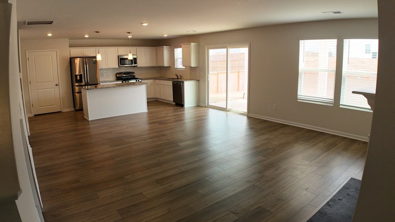 359 Anna Gray Cir - Photo 2 of 16