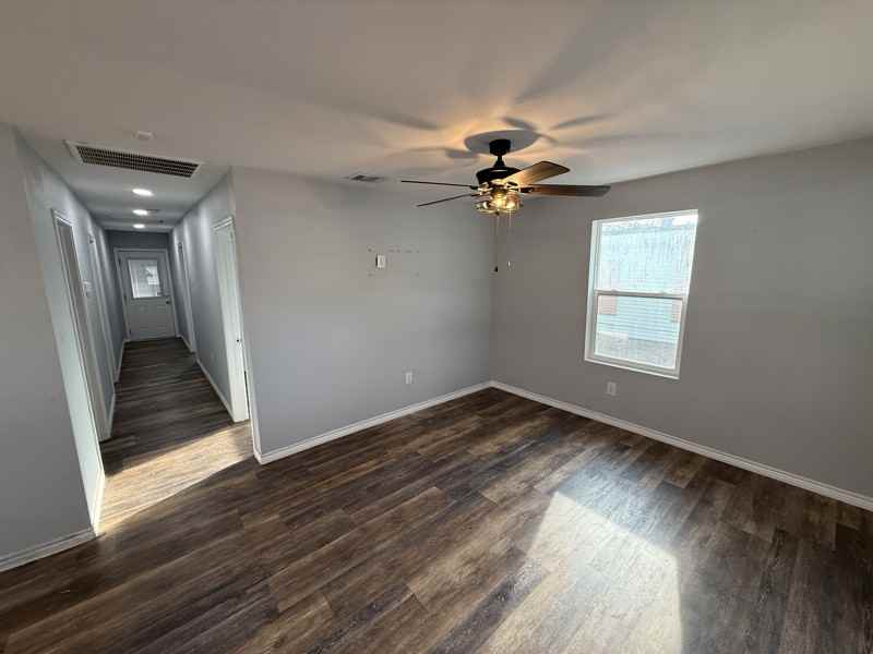 411 W A Ave - Photo 3 of 8