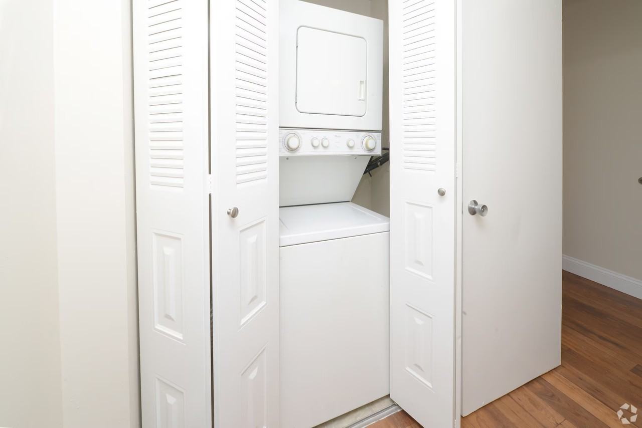 1776 Bicentennial Way #D10 - Photo 4 of 14