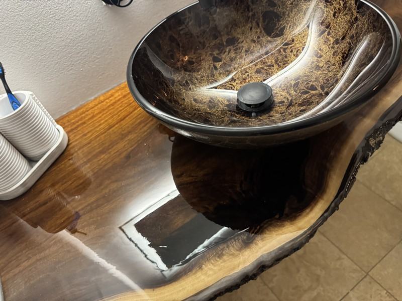 1913 Newhaven Dr - Photo 6 of 10