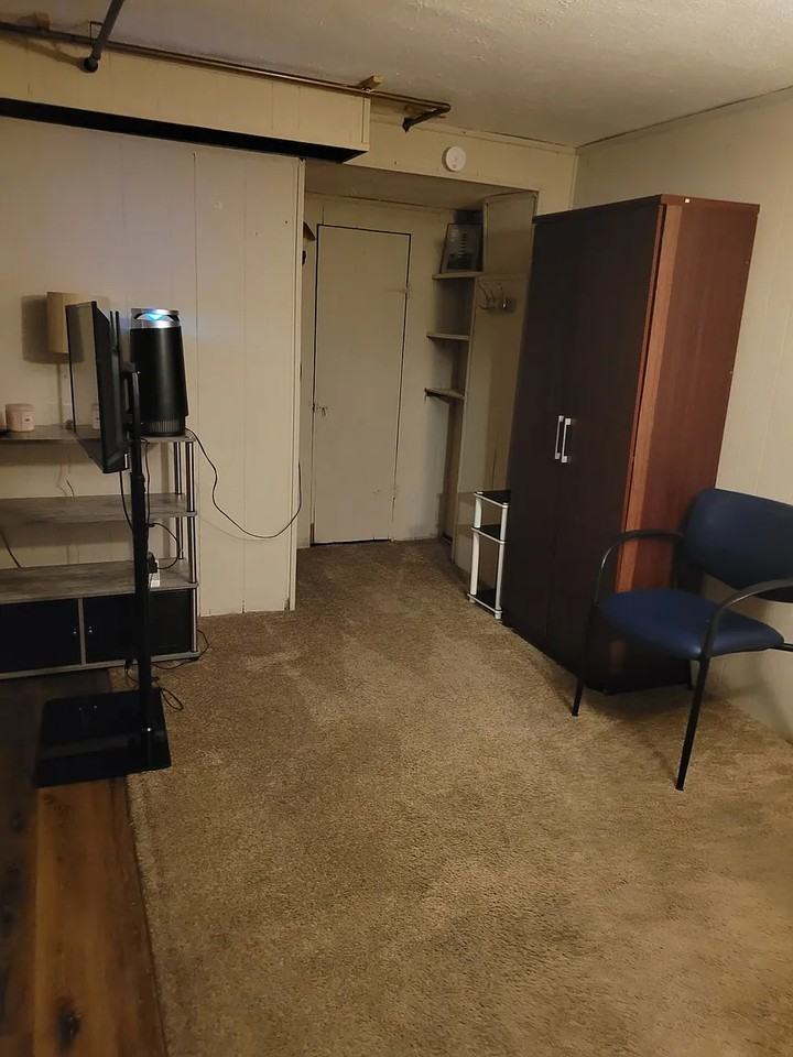 3514 Ailsa Ave - Photo 4 of 6