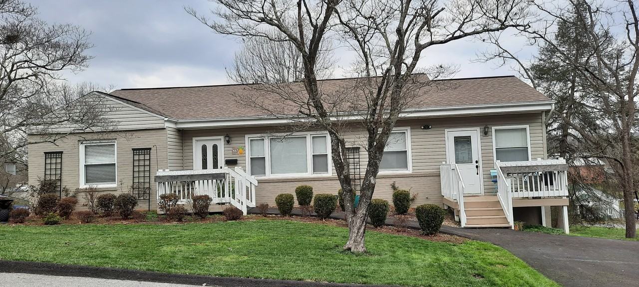 487 Kentucky Ave - Photo 5 of 50