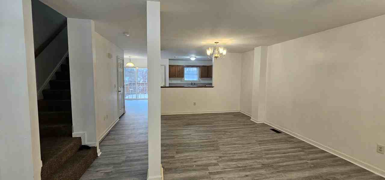 7 Lotus Dr #7 - Photo 4 of 26