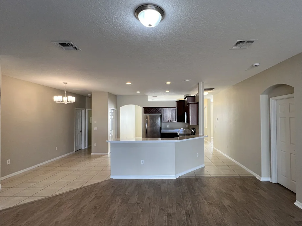 16001 Arrowhead Trl #NA - Photo 2 of 8