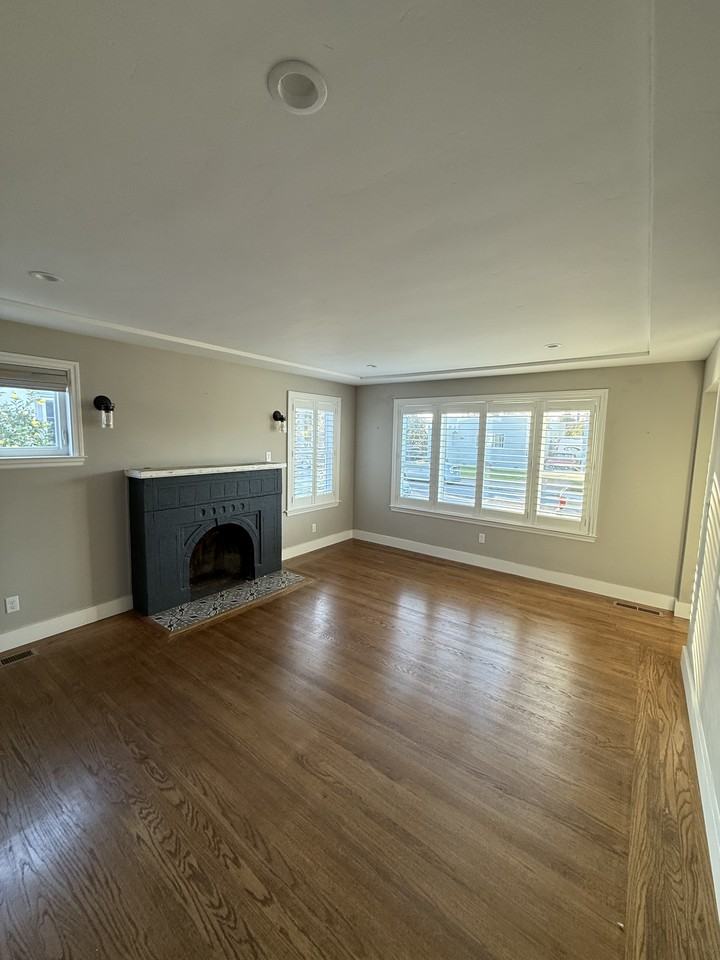 176 California Ave #NA - Photo 6 of 19