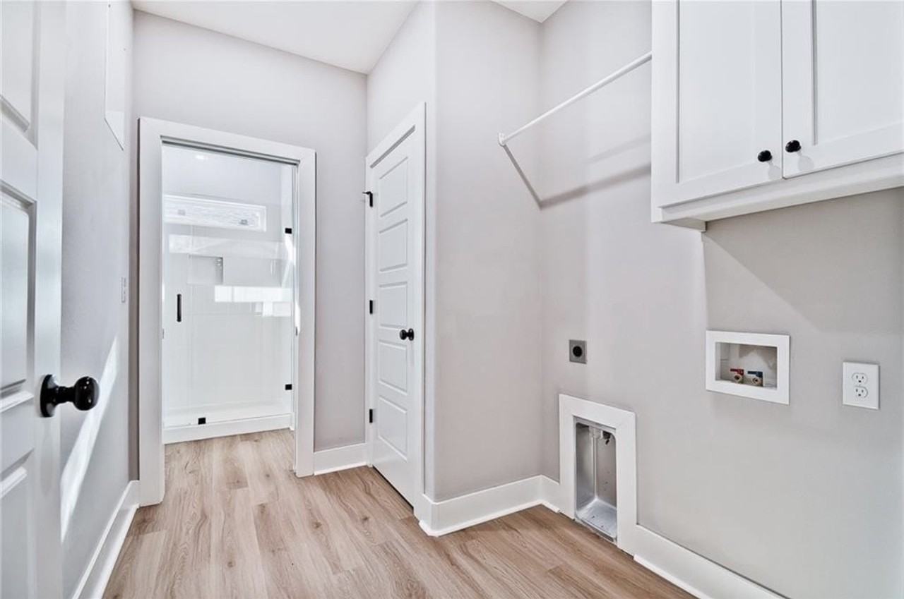 951 Sugar Loaf St #NA - Photo 3 of 14