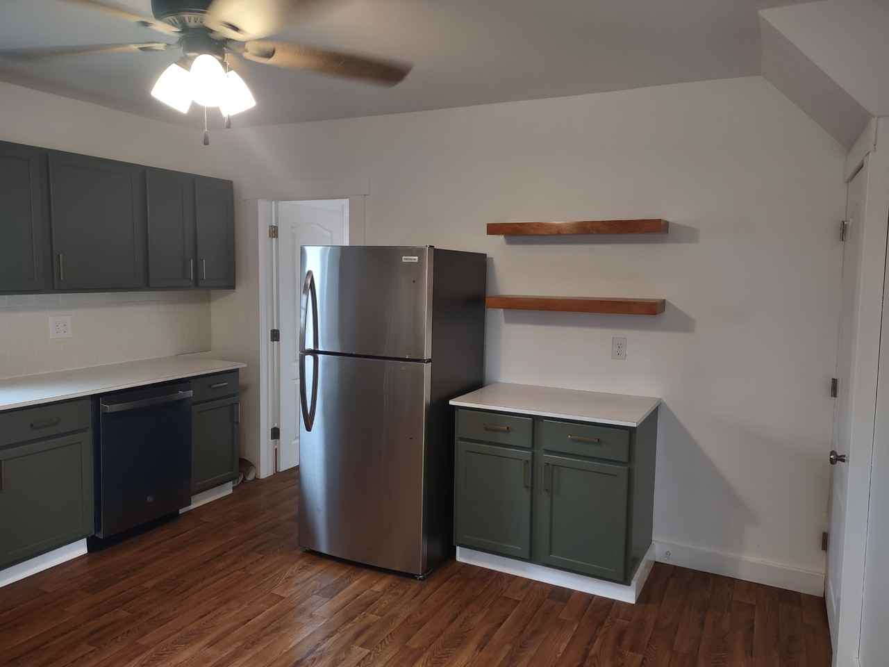 2224 7th St Ne #NA - Photo 4 of 12