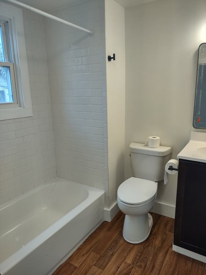 2224 7th St Ne #NA - Photo 6 of 12