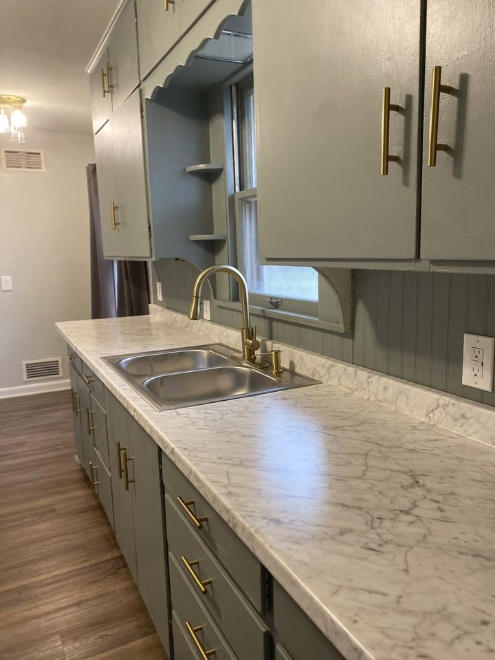 1002 Sunset Ave #NA - Photo 7 of 16