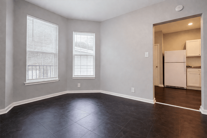 511 W Cleveland St #1 - Photo 7 of 16