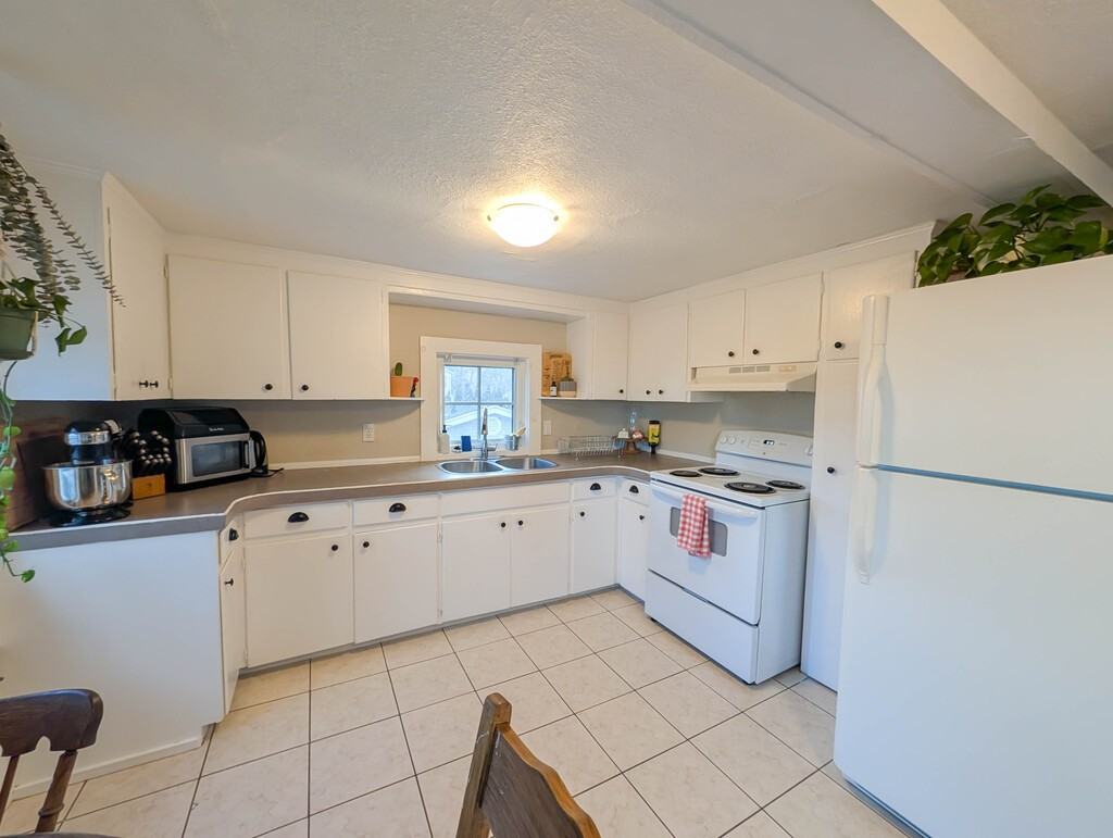 2 Michigan Ave - Photo 3 of 14