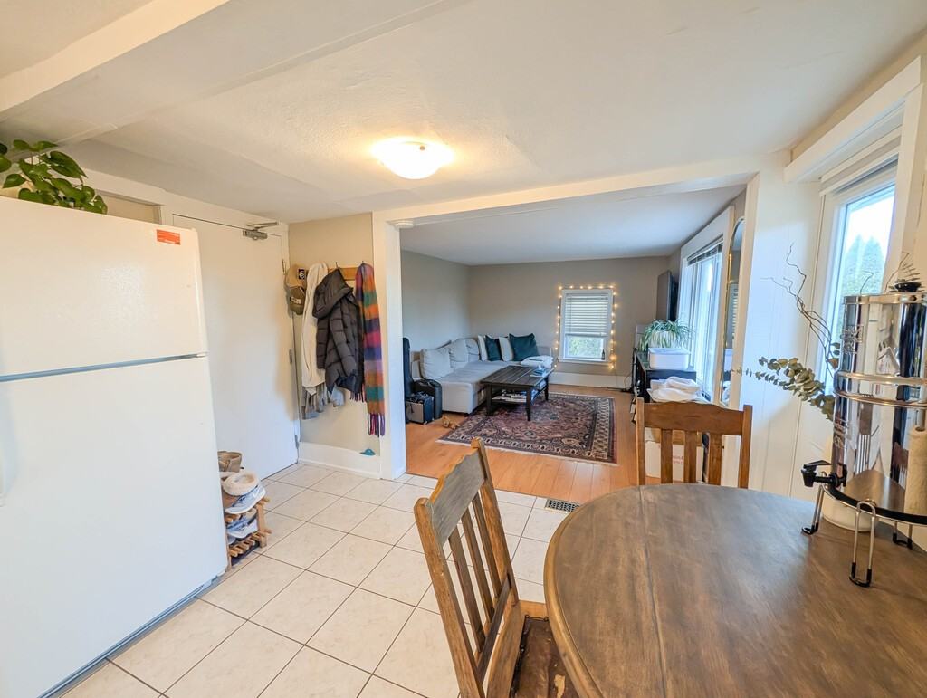 2 Michigan Ave - Photo 4 of 14