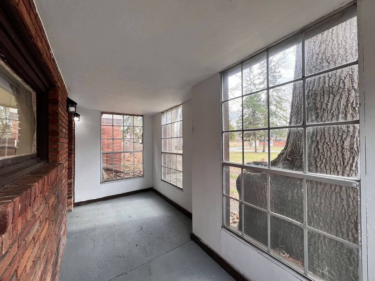 4122 Penelope Dr - Photo 2 of 21