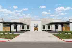 featured image of 2009 Selena St #1