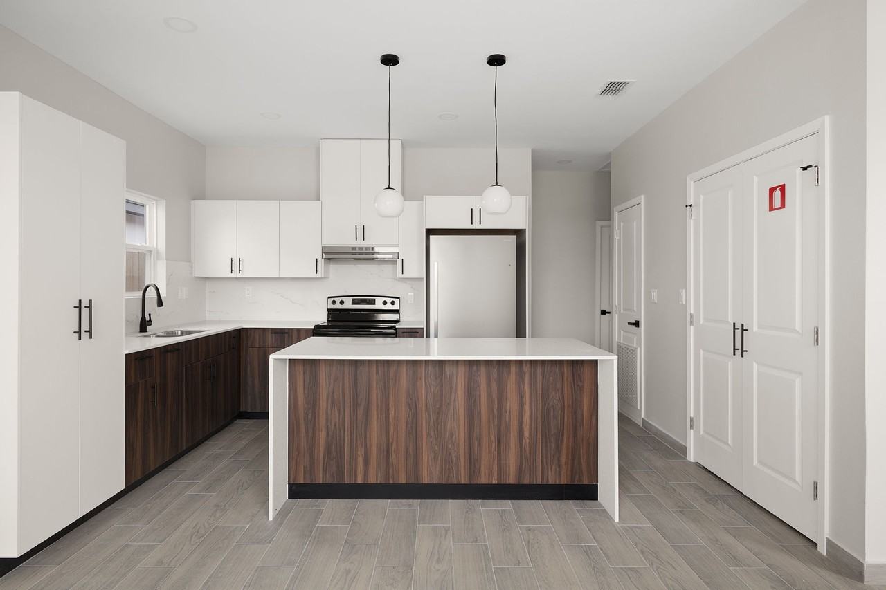 2009 Selena St #1 - Photo 2 of 19