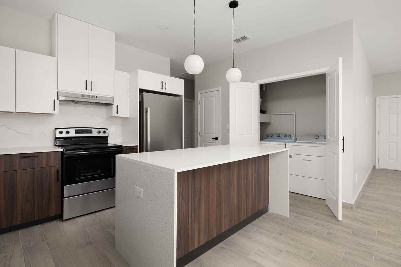 2009 Selena St #1 - Photo 3 of 19