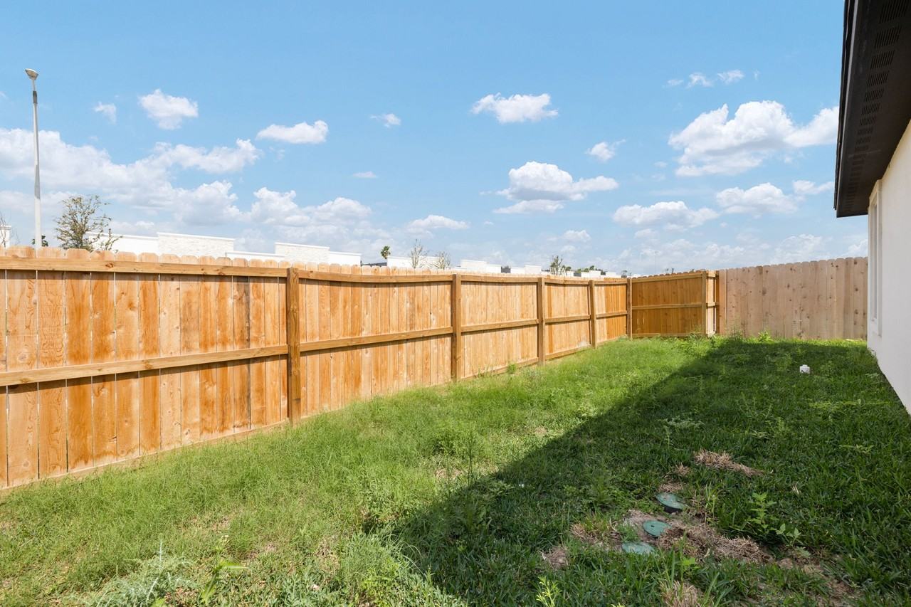 2009 Selena St #1 - Photo 5 of 19