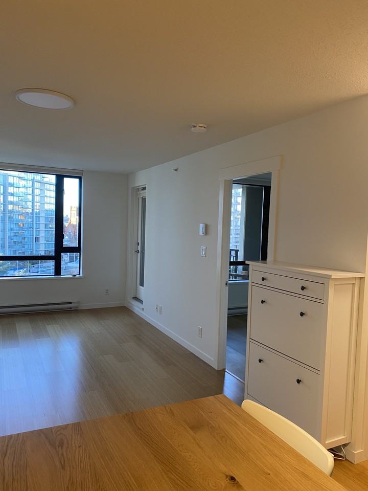 751 Fairfield Road #801 - Photo 3 of 10