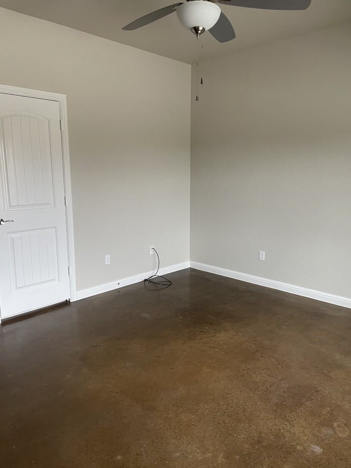 440 S Evans St #B - Photo 6 of 8