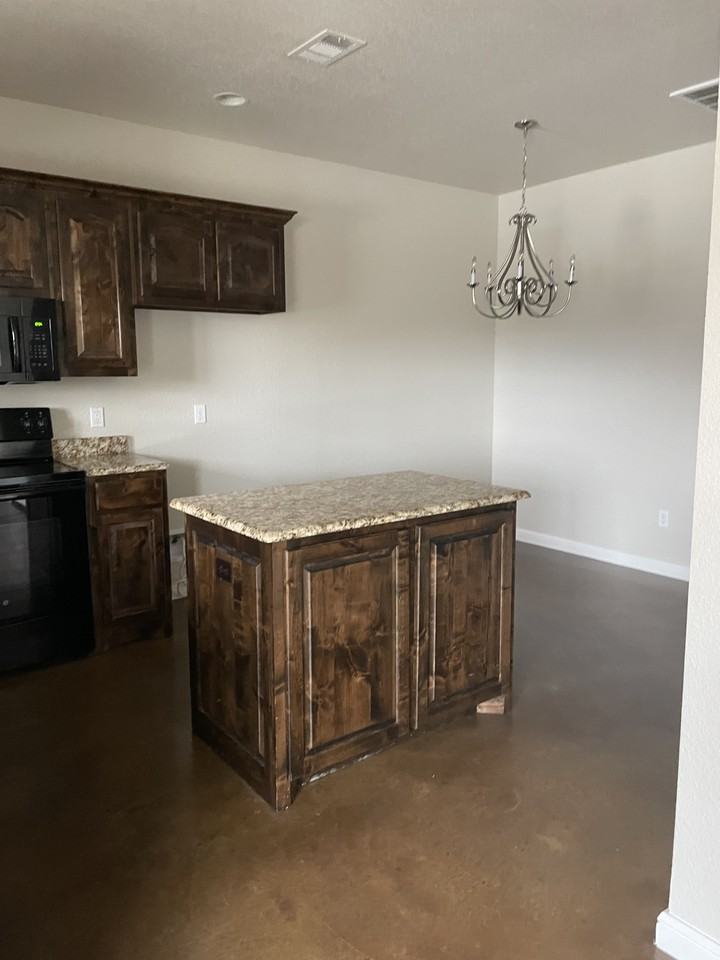 440 S Evans St #B - Photo 7 of 8