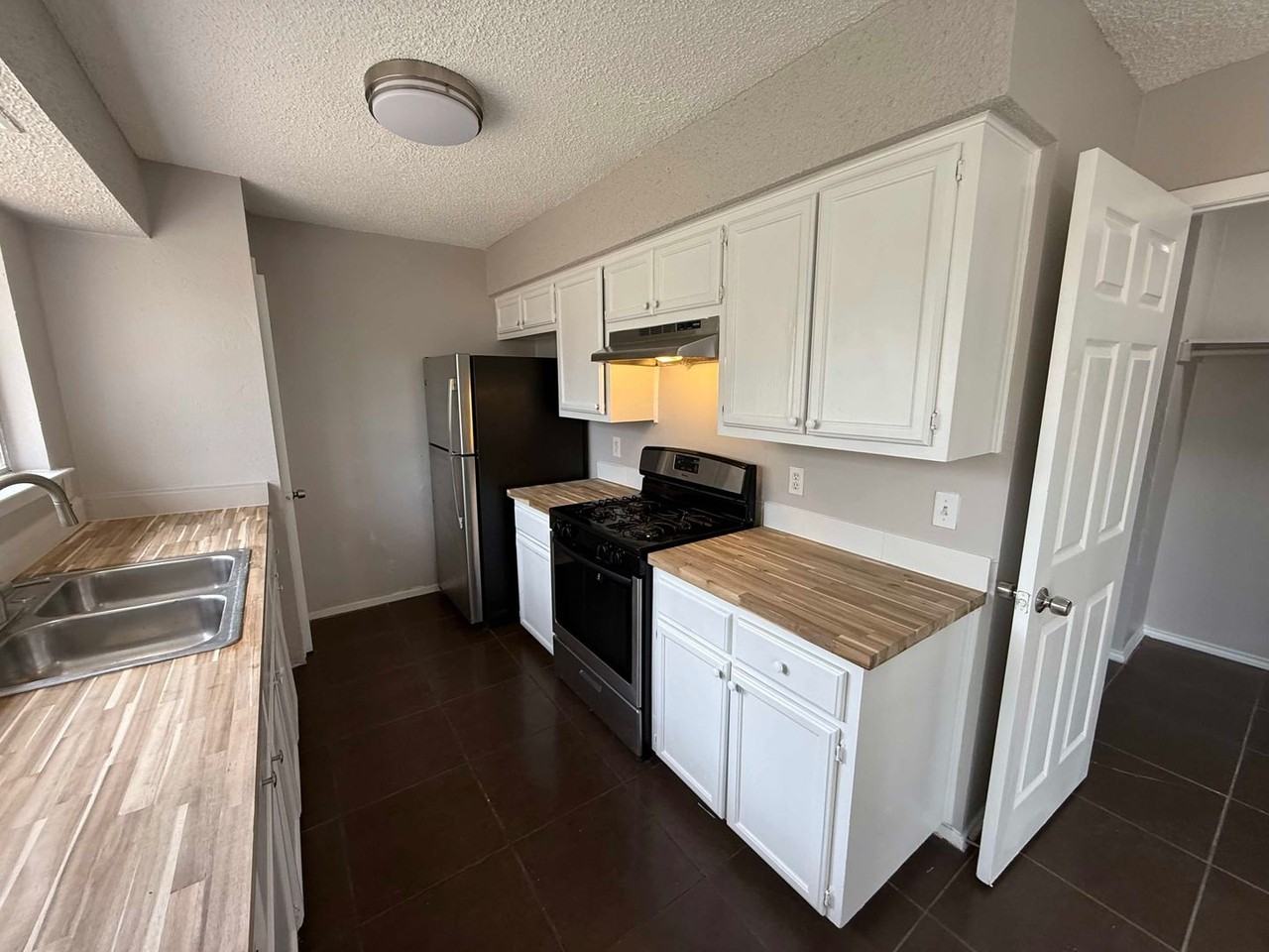 6509 Moonglow Dr - Photo 3 of 13