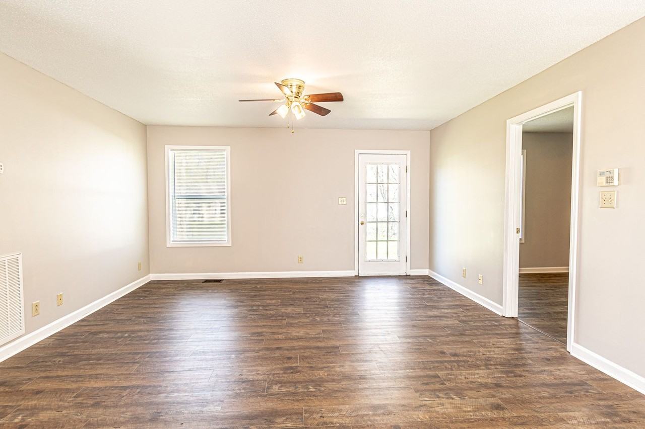 308 Alan Ct - Photo 6 of 18