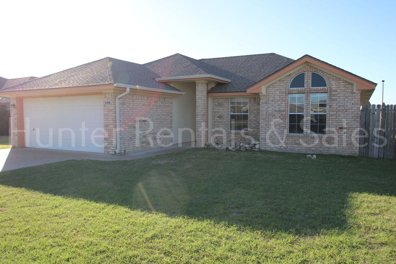 4408 Mallard Ln - Photo 2 of 24