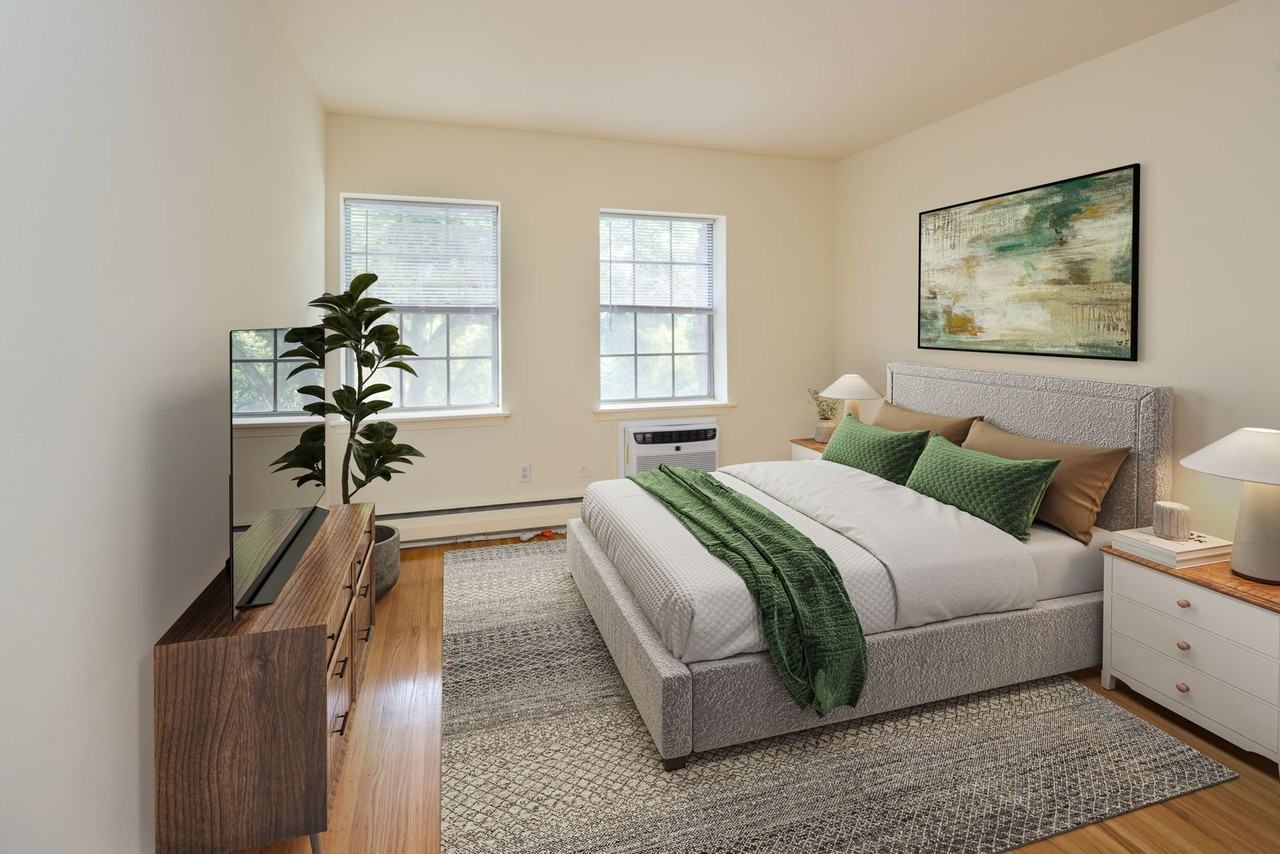 One Montgomery - Photo 3 of 8