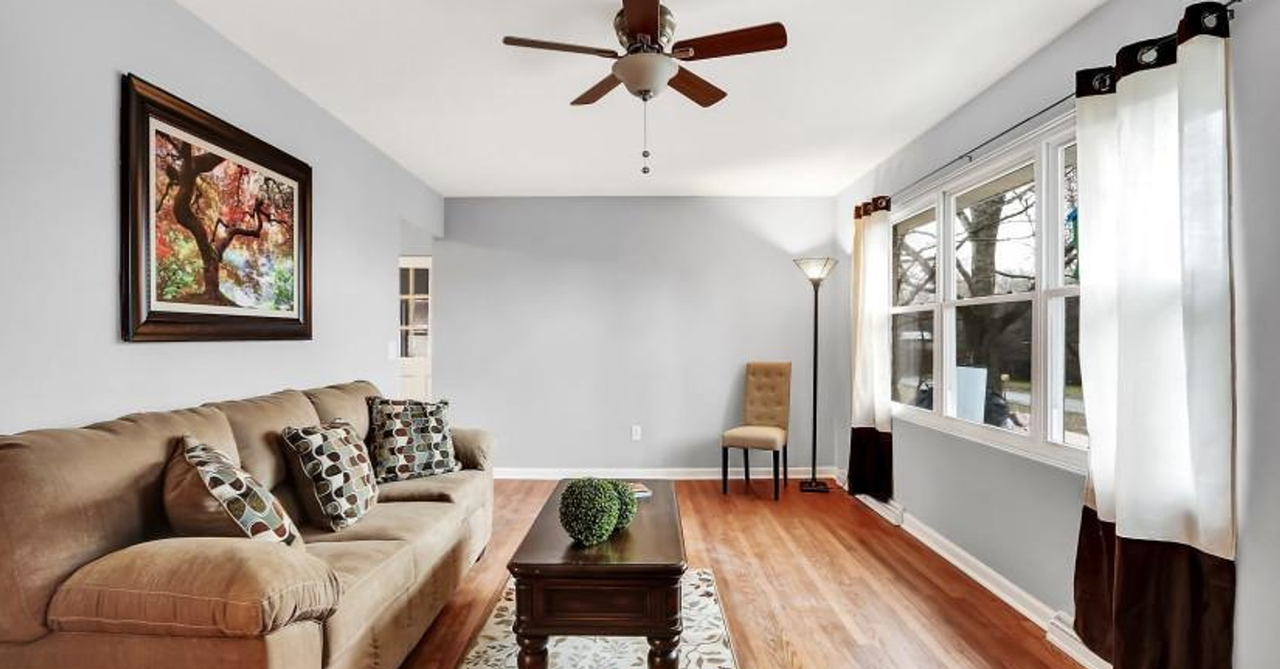 561 S Findlay St - Photo 3 of 21