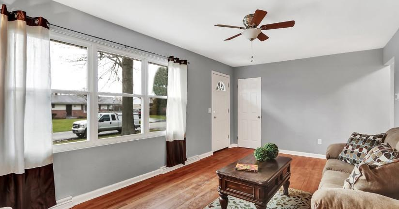 561 S Findlay St - Photo 5 of 21