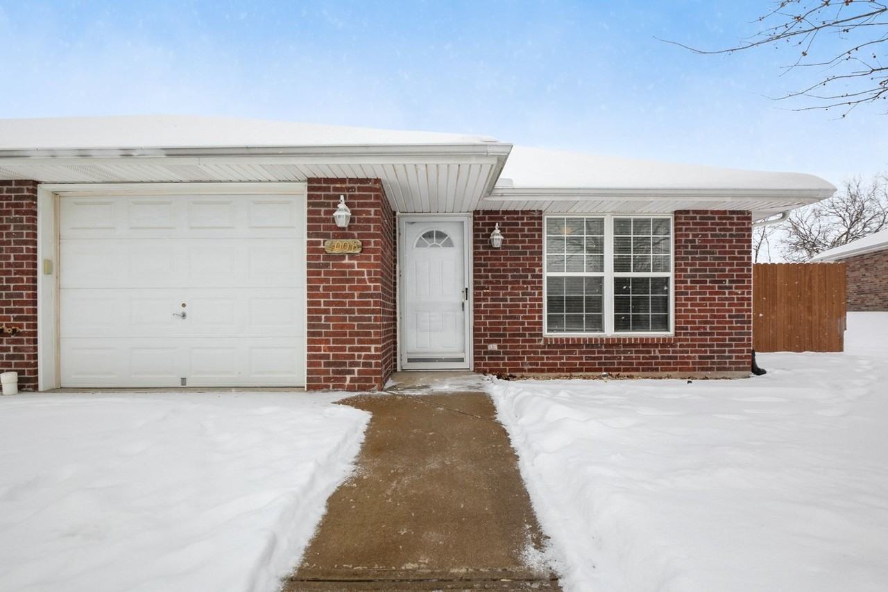 400 Ne 6th St Apt B - Photo 3 of 15