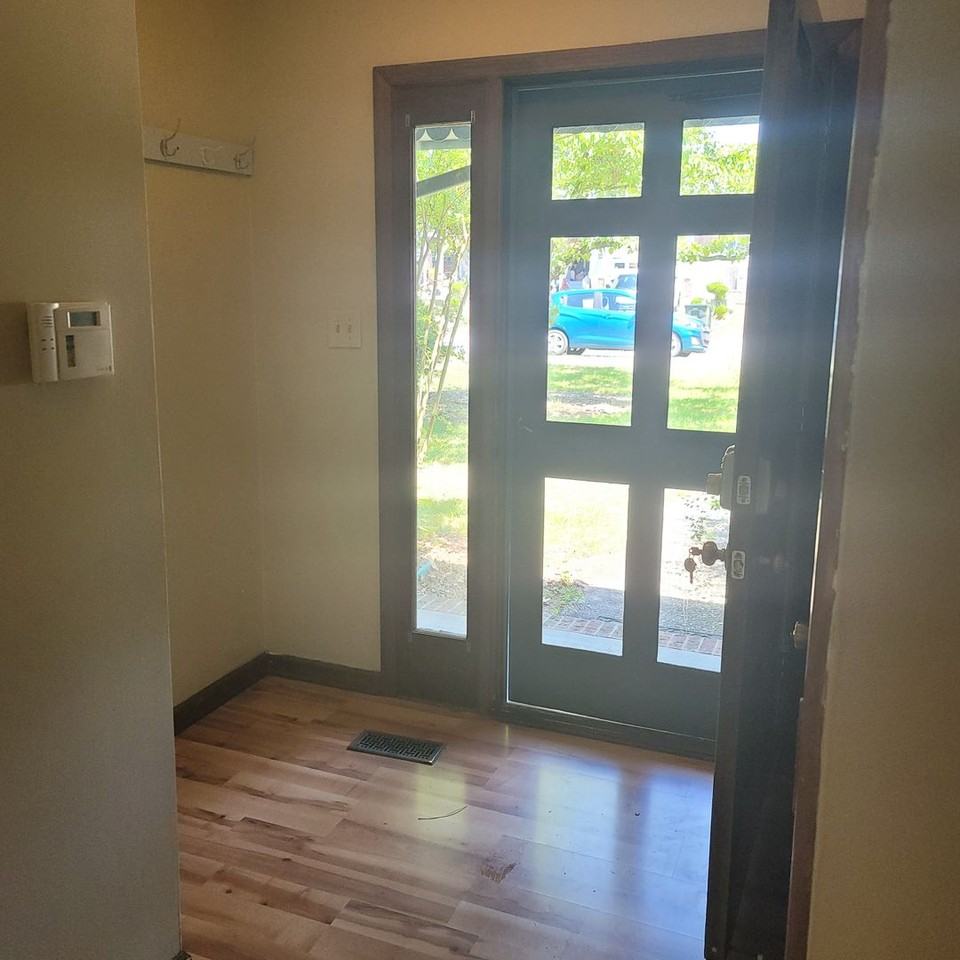 3509 Hastings Dr - Photo 2 of 14