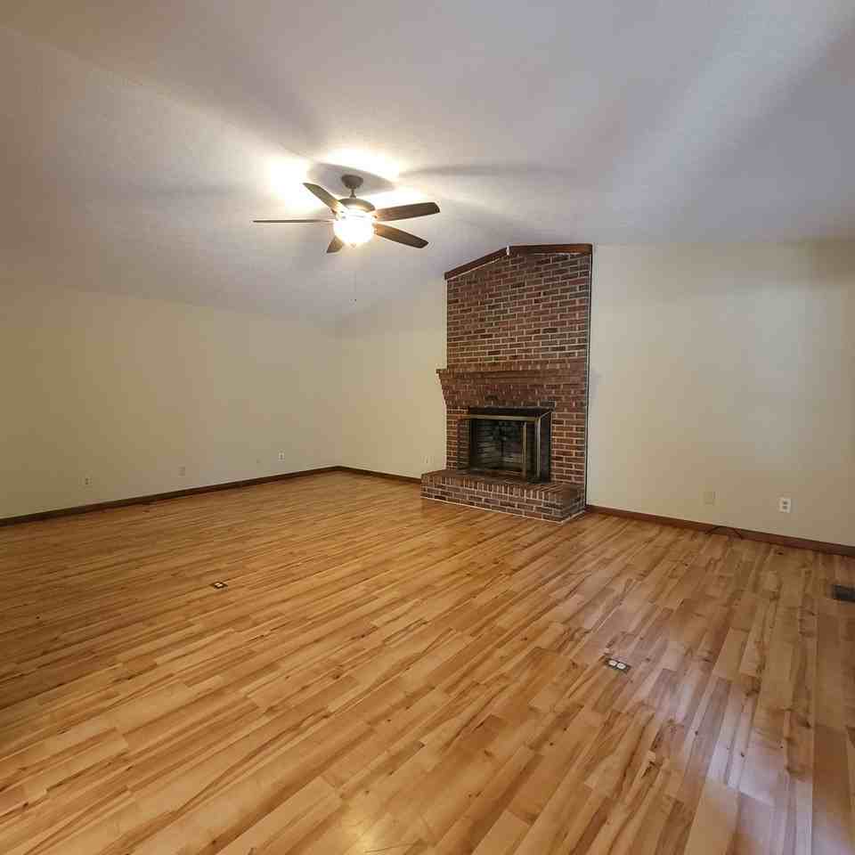 3509 Hastings Dr - Photo 6 of 14