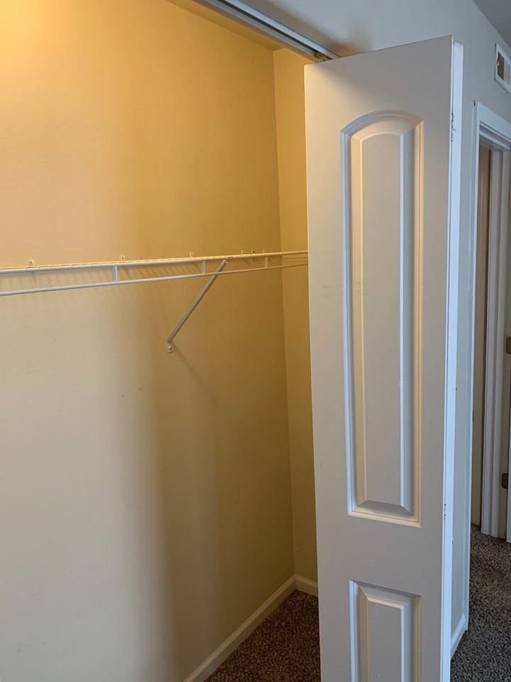 2400 Mcfarland Dr - Photo 5 of 7