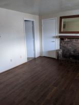Charming 2 Bedroom Apartment in Mount Washington, Pittsburgh, PA - Photo 1 of 1