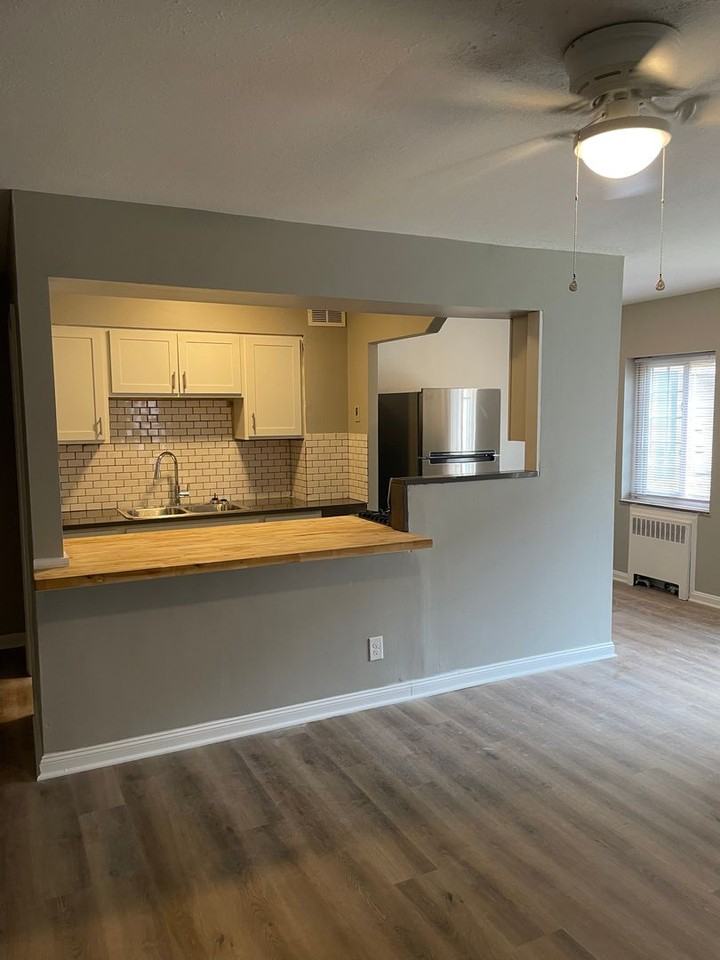 Avalon Crossing - Photo 4 of 9