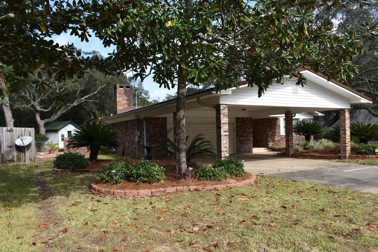 262 Mississippi Ave - Photo 2 of 41