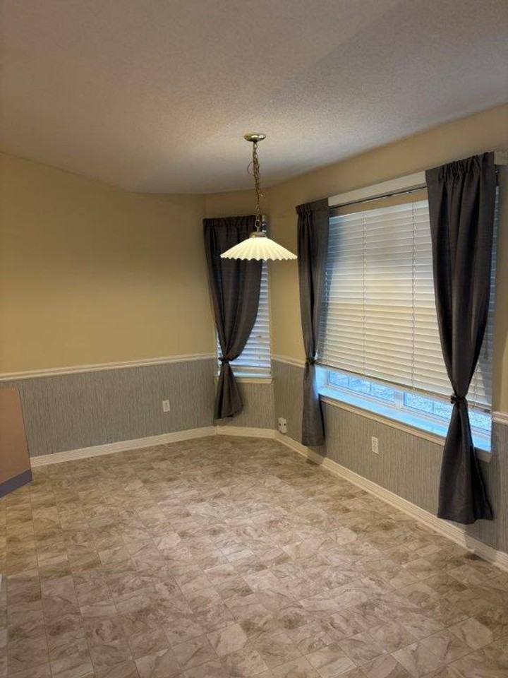 1841 Southbay Dr - Photo 2 of 24
