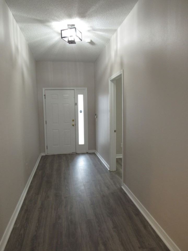 608 Saleta St - Photo 2 of 30
