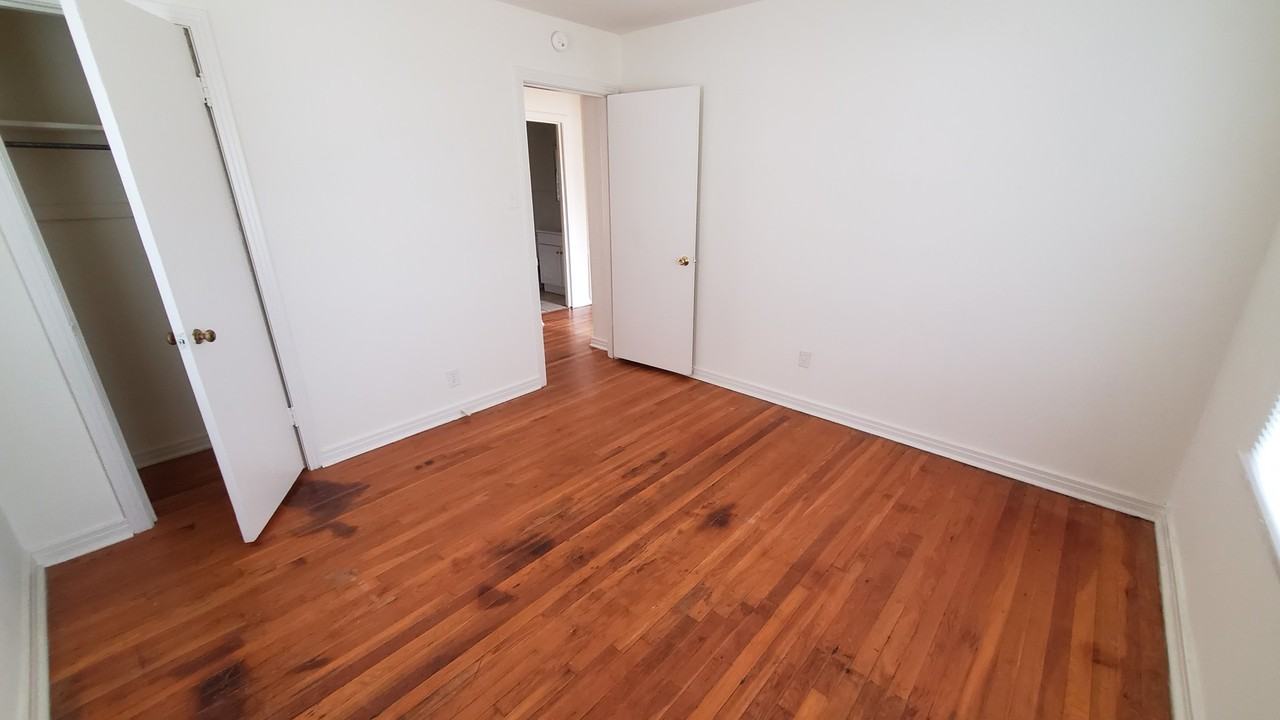 1509 Sw 48th Ave - Photo 5 of 8