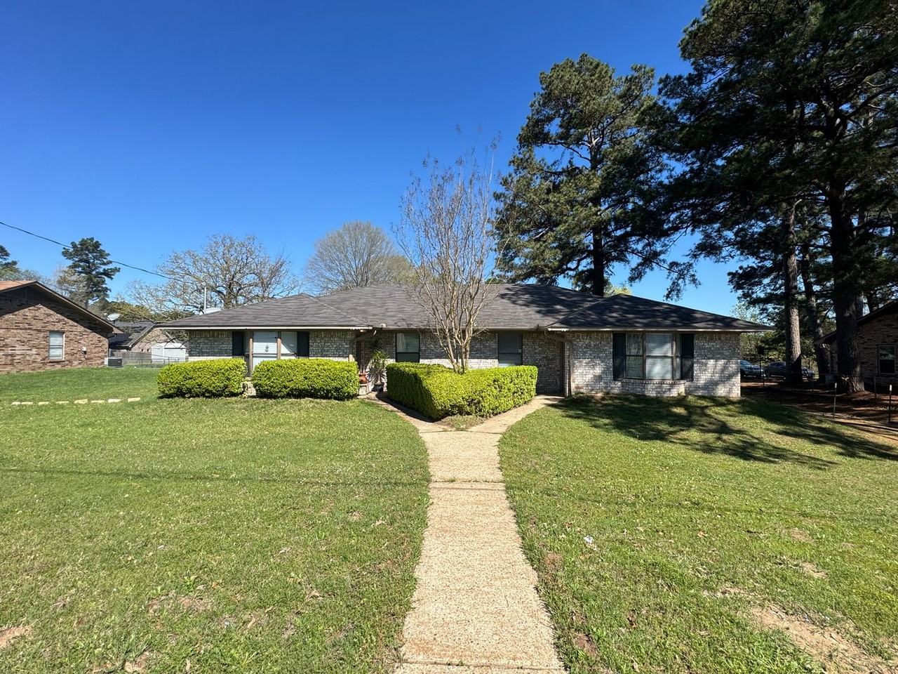 3242 Stoneridge Dr - Photo 2 of 27